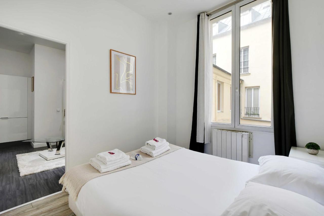 Trois Pieces Au Coeur Du Haut Marais Paris Dış mekan fotoğraf
